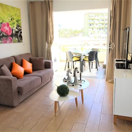 Zebra 3 Piscines Апартаменты