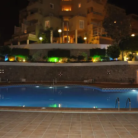 Apartment Zebra 3 Piscines