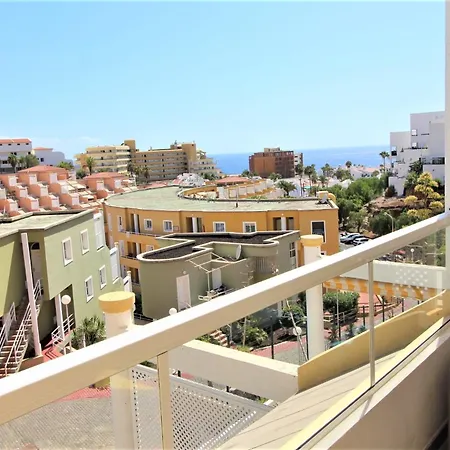 Zebra 3 Piscines شقة