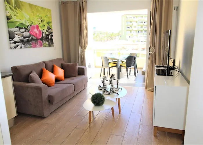 Zebra 3 Piscines شقة